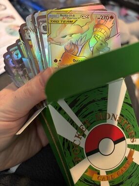 Reshiram & Charizard GX Holo Pokémon TAG TEAM Promo Cards - Green Poké Ball Box